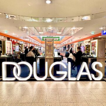 Douglas Beauty Street w Galerii Dominikańskiej